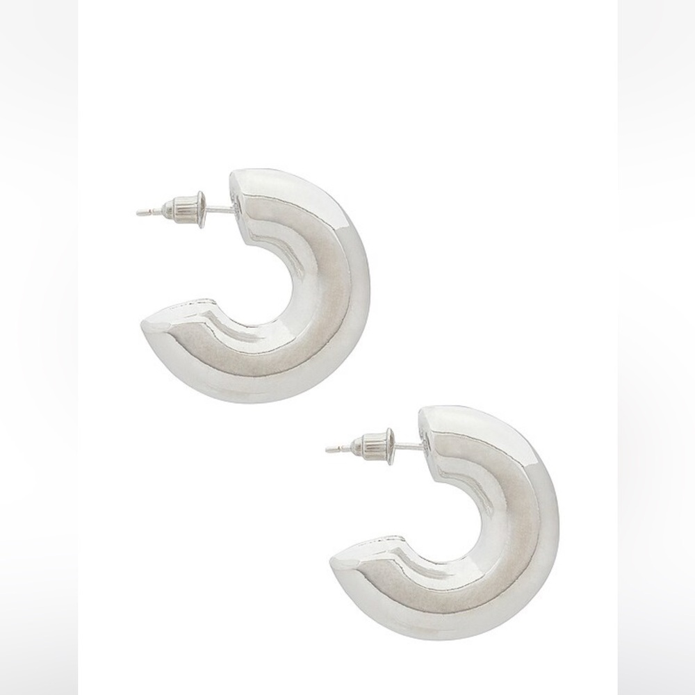 Amada Earring in Silver